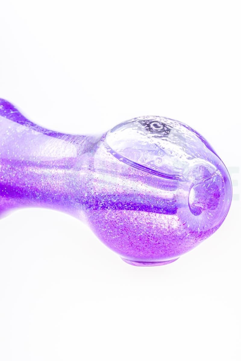 Elevator Glass - Freeze-A-Bowl Glitter Pipe in Lavender