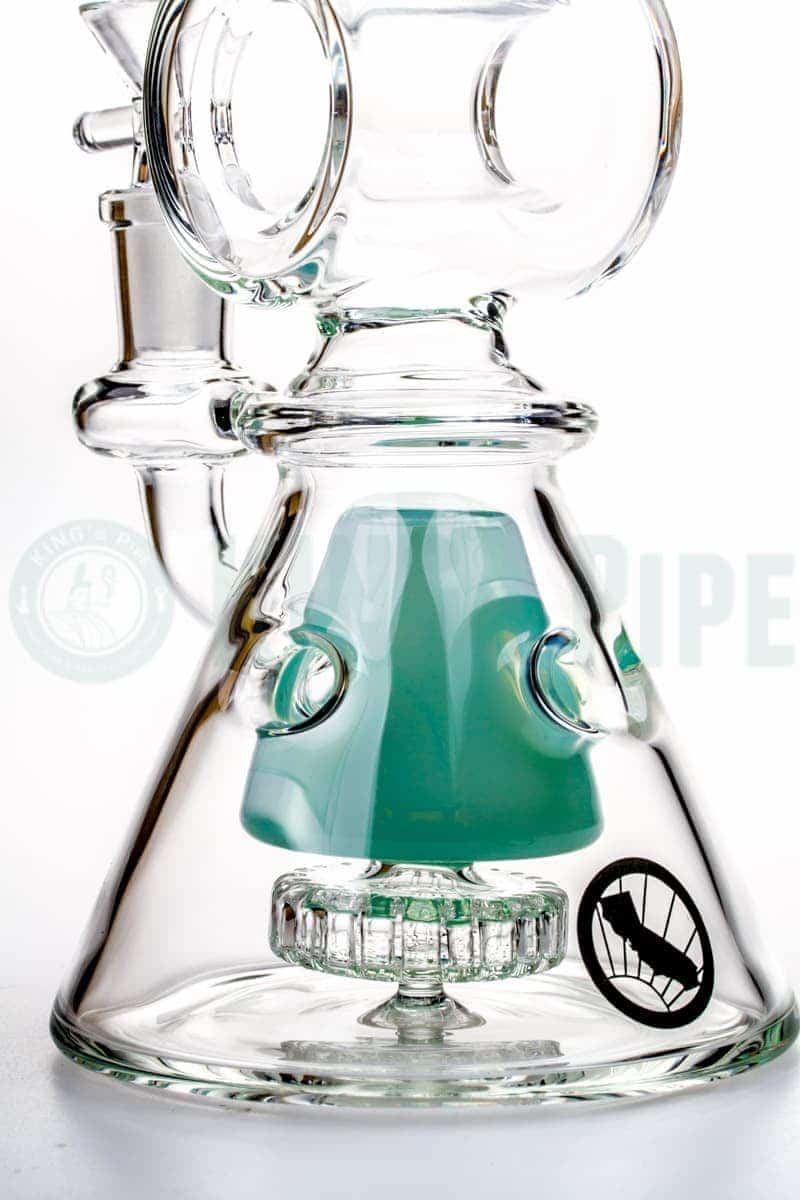 MAV Glass Pyramid Swiss Showerhead Wax Rig